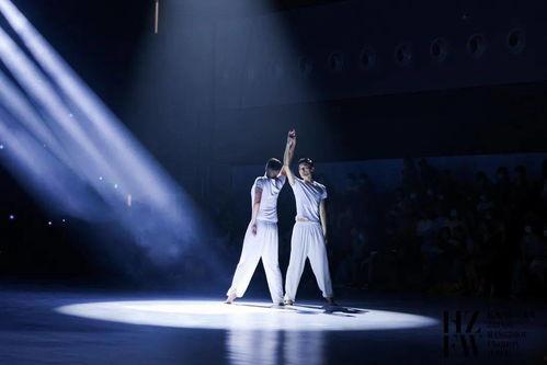 国产色情表演大秀视频