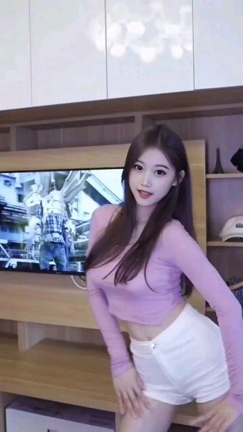 国产性感露脸美女视频,露脸视频惊艳众人