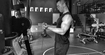 国产老大叔健身视频,国产老大叔的健身之道与心得分享